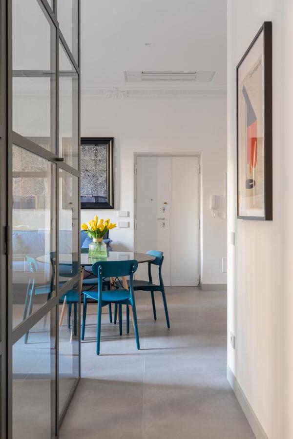 Twin Flowers Apartment In San Giovanni โรม ภายนอก รูปภาพ