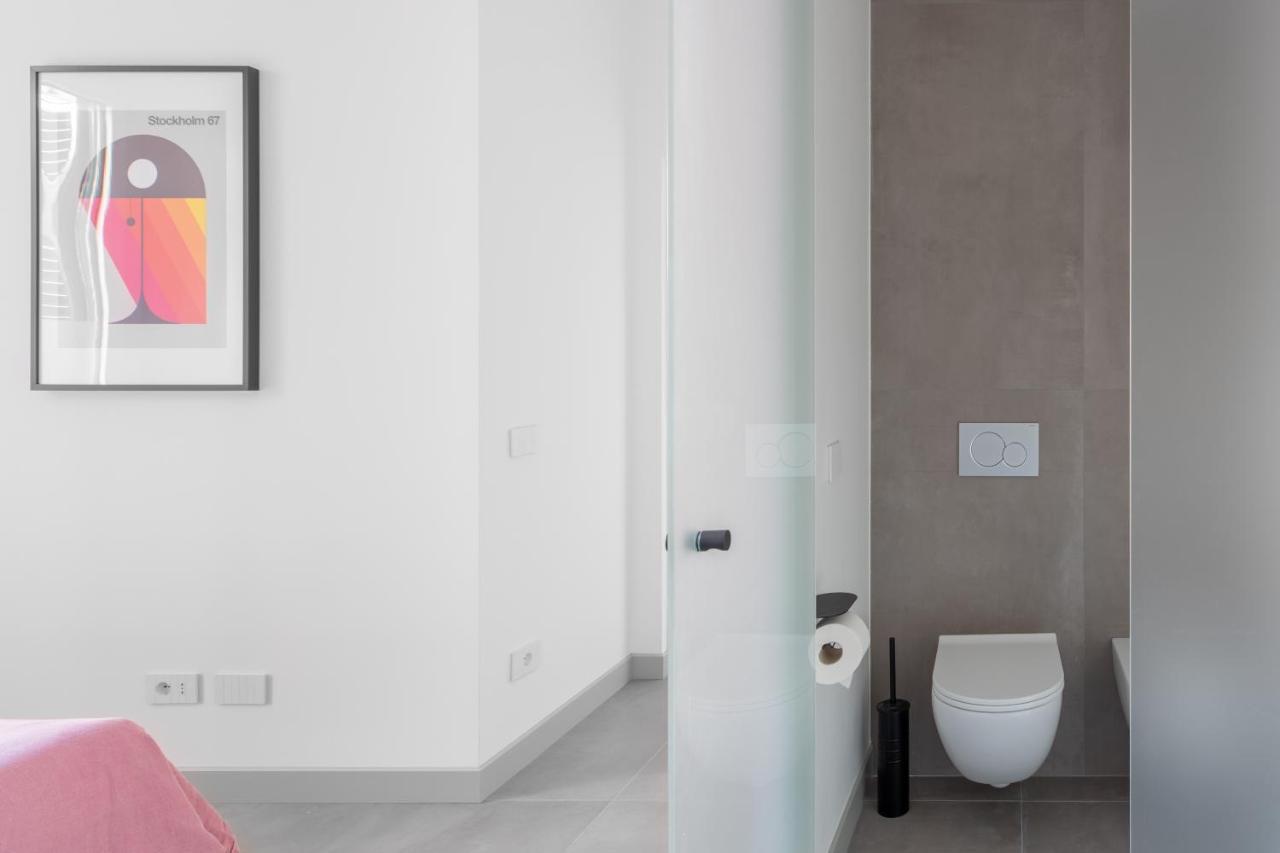 Twin Flowers Apartment In San Giovanni โรม ภายนอก รูปภาพ